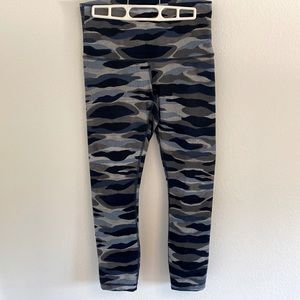 Size 8 Lululemon 7/8th Leggings